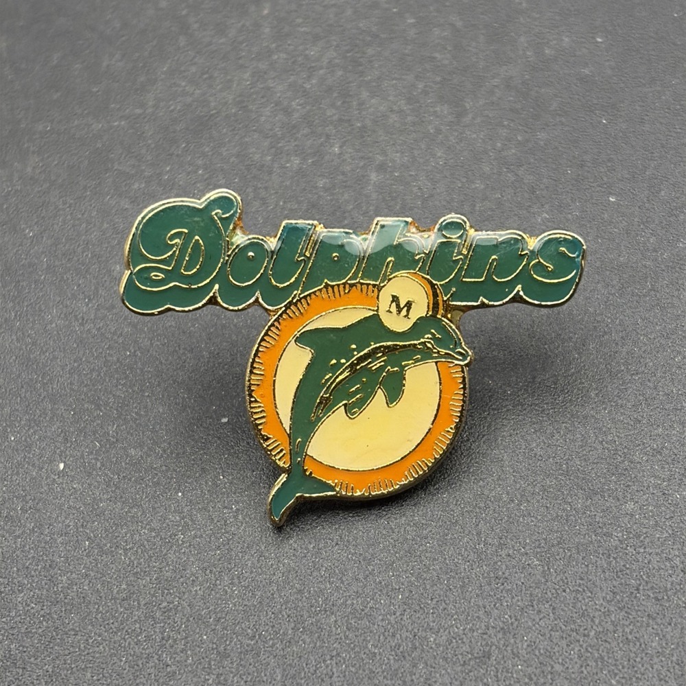 Vintage‎ 1984 NFL Football Miami Dolphins Logo Mascot Lapel Hat Pin